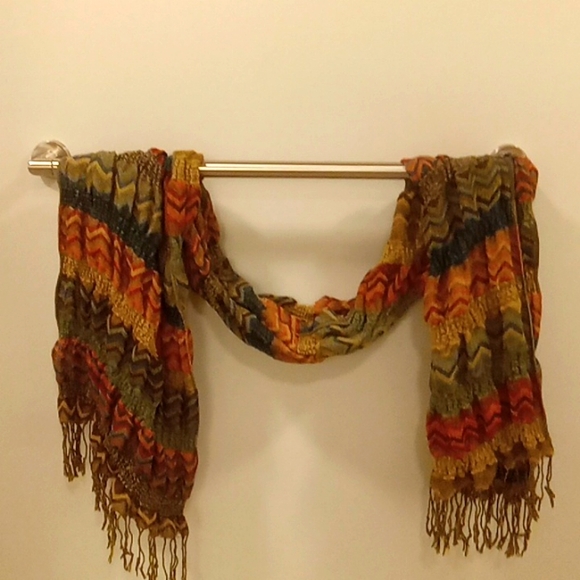 Fall colors scarf - Picture 2 of 2
